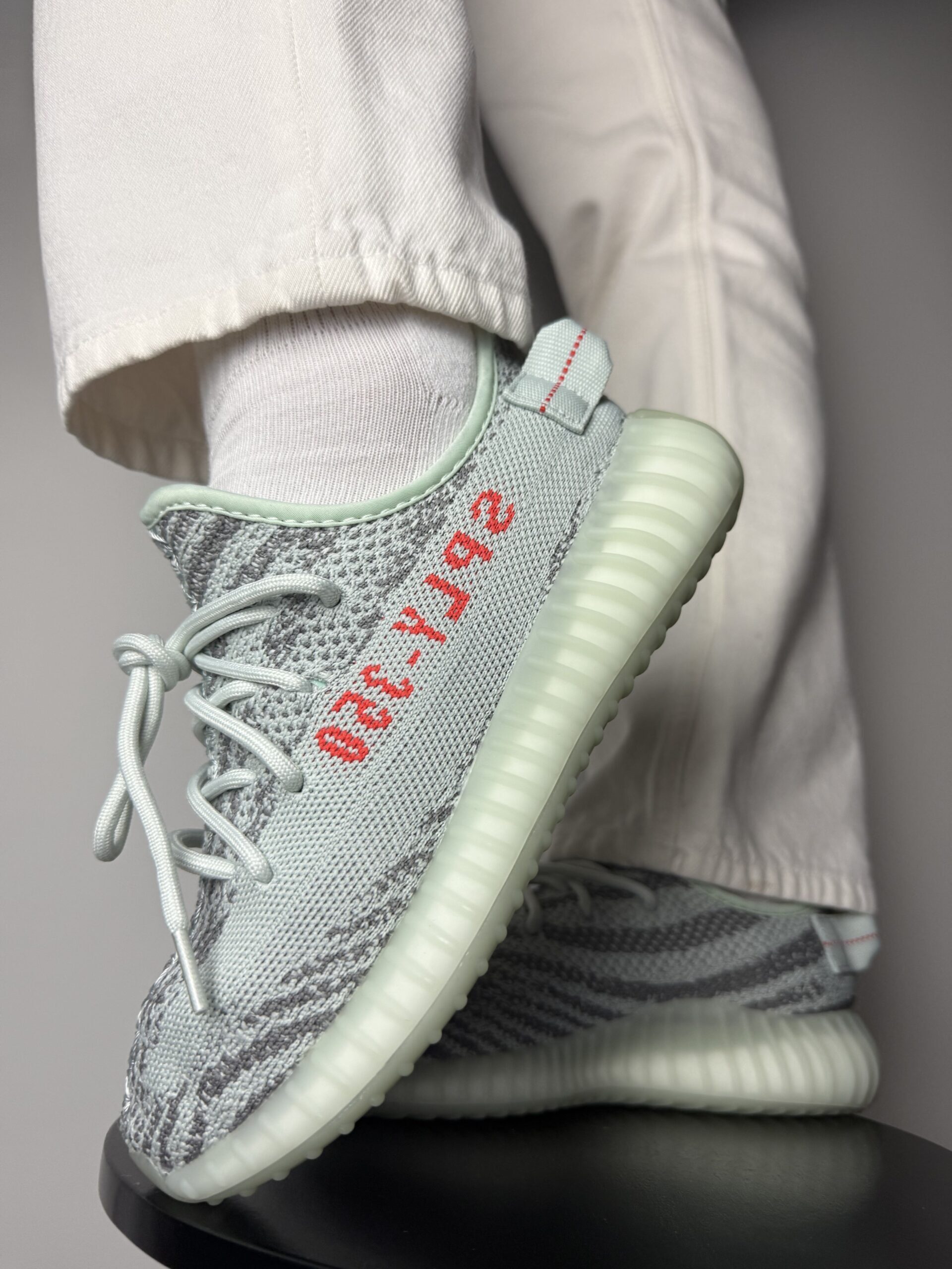 Yeezy Boost 350 V2 "Blue Tint" - Slika 3