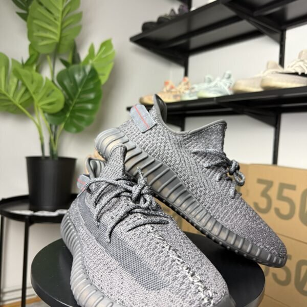 Yeezy Boost 350 V2 "Static Black Reflective"