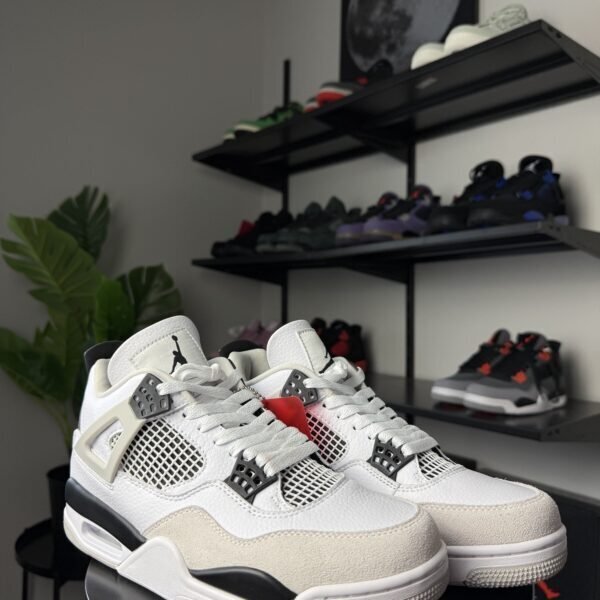 Air Jordan 4 Retro Military Black