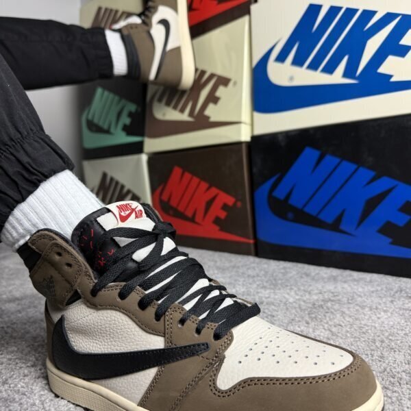 Air Jordan x Travis Scott Retro High "Mocha"