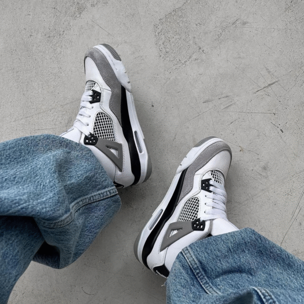 Air Jordan 4 Retro Military Black