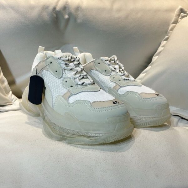 Balenciaga "White"