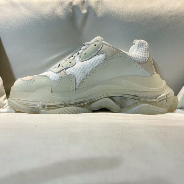 Balenciaga "White"