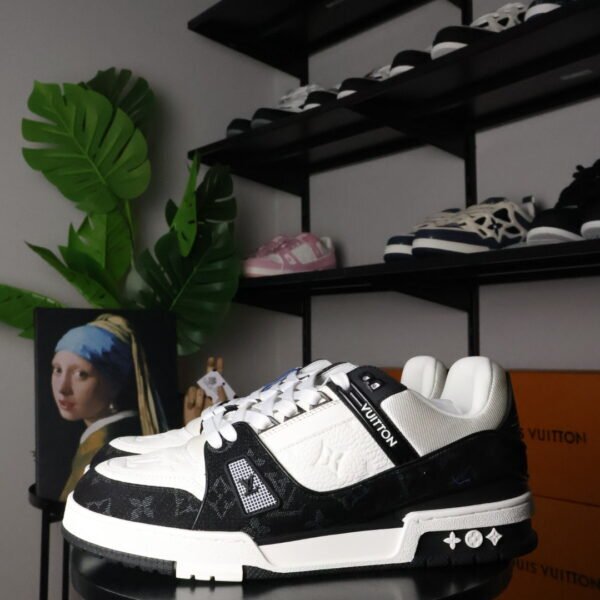 Louis Vuitton "Black White"