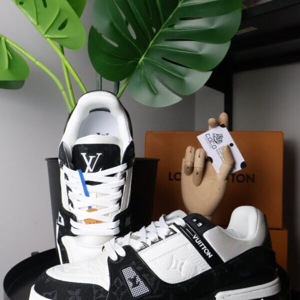 Louis Vuitton "Black White"