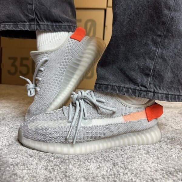 Yeezy Boost 350 V2 "Tail Light"