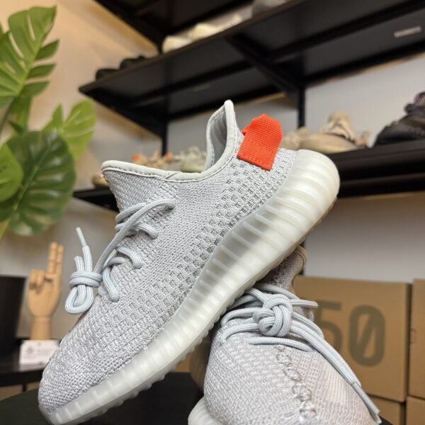 Yeezy Boost 350 V2 "Tail Light"