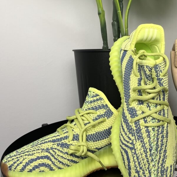Yeezy Boost 350 V2 "Semi Frozen Yellow"