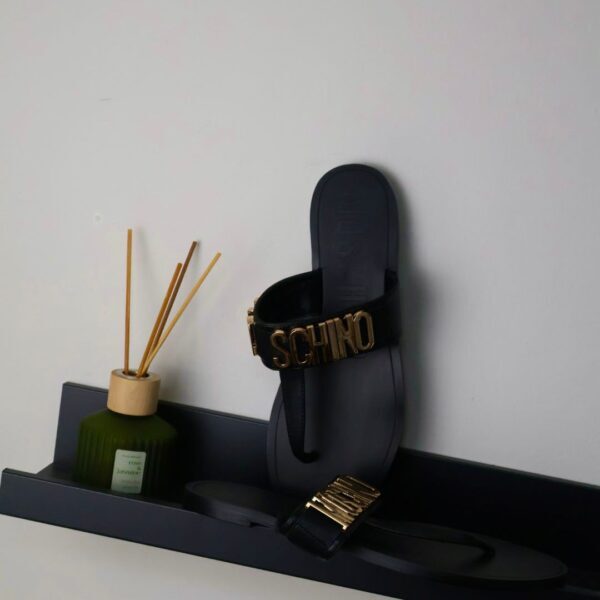 Moschino Sandale "Black Golden"