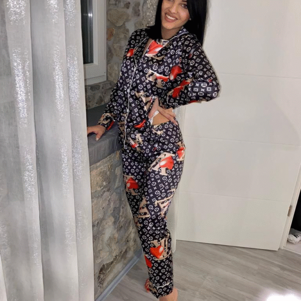 Spavačica Louis Vuitton "Hearts"