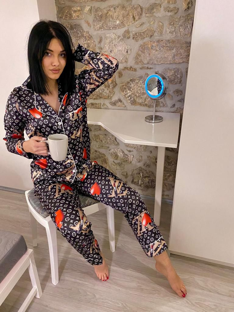 Spavačica Louis Vuitton "Hearts" - Slika 3