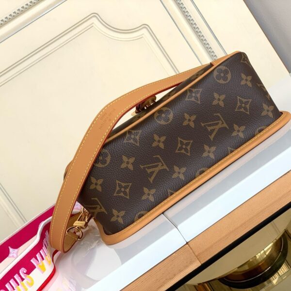 Louis Vuitton METIS Brown-Beige-Red