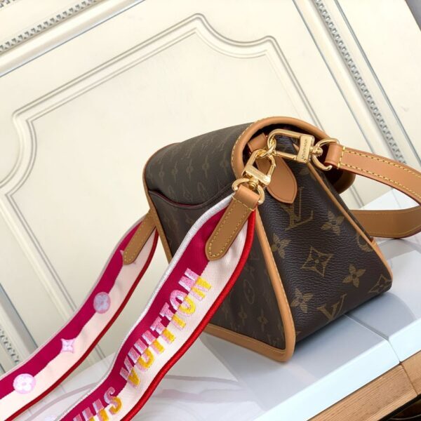Louis Vuitton METIS Brown-Beige-Red