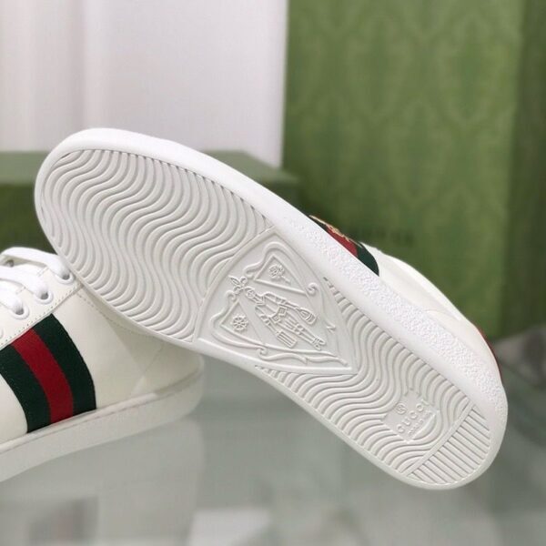 Gucci White Leather With Bee