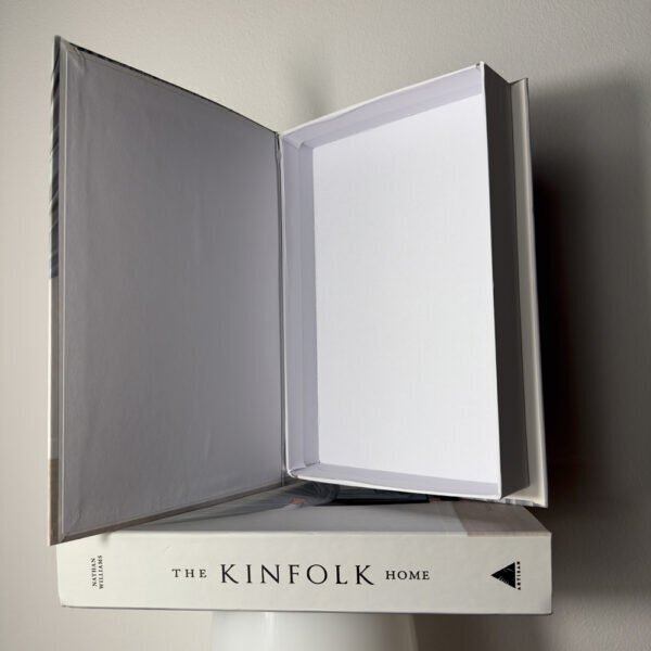 Kinfolk Ukrasna Kutija