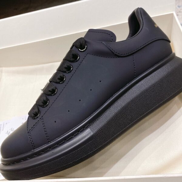 Alexander Mcqueen "G Black"