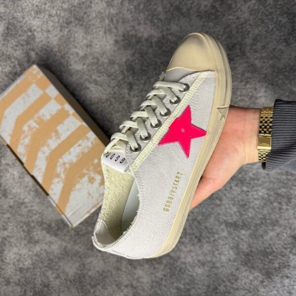 Golden Goose Grey / Pink Star