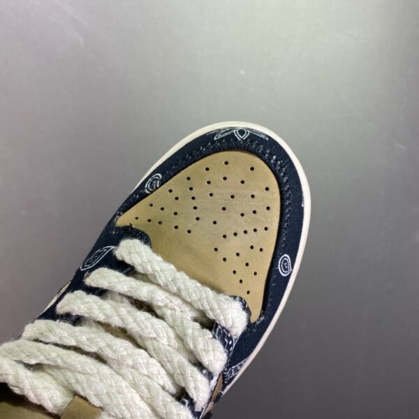 Nike x Travis Scott Dunk Low