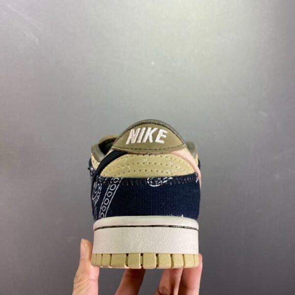 Nike x Travis Scott Dunk Low