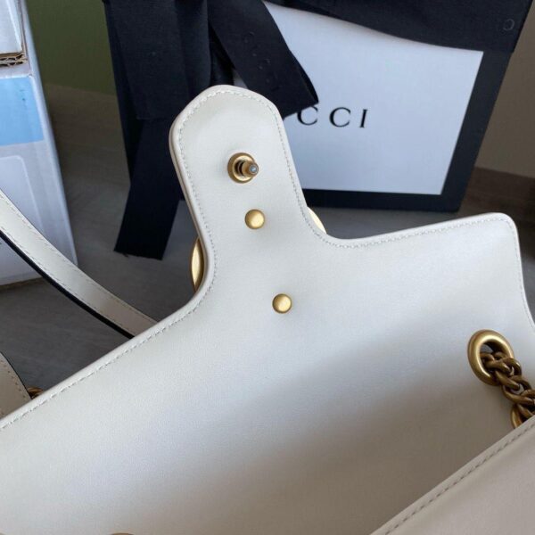 Gucci Marmont shoulder bag BIJELA, MEDIUM