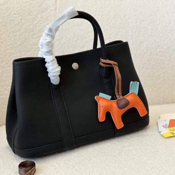 Hermes Garden Party 30 crna