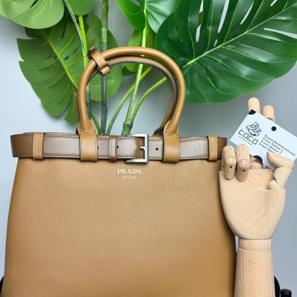 PRADA buckle medium bag - smeđa