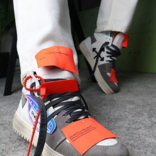 Off White White-Rainbow