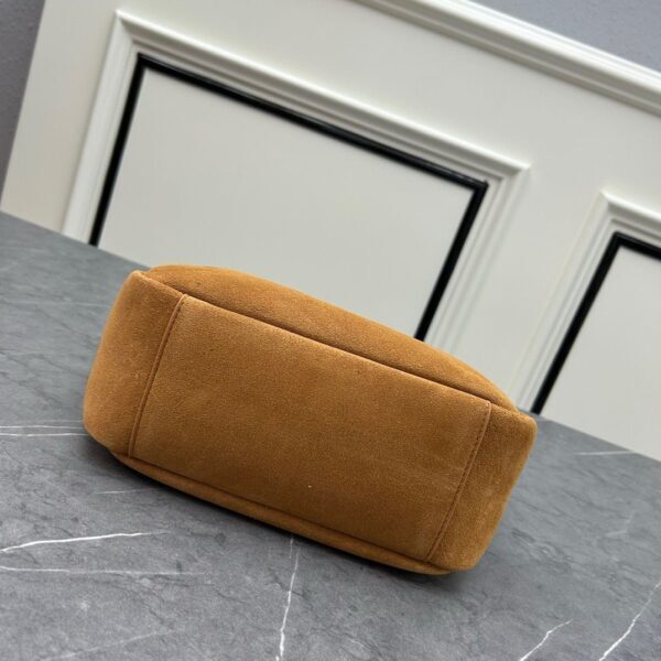 YSL Saint Laurent Supple smeđa brušena koža