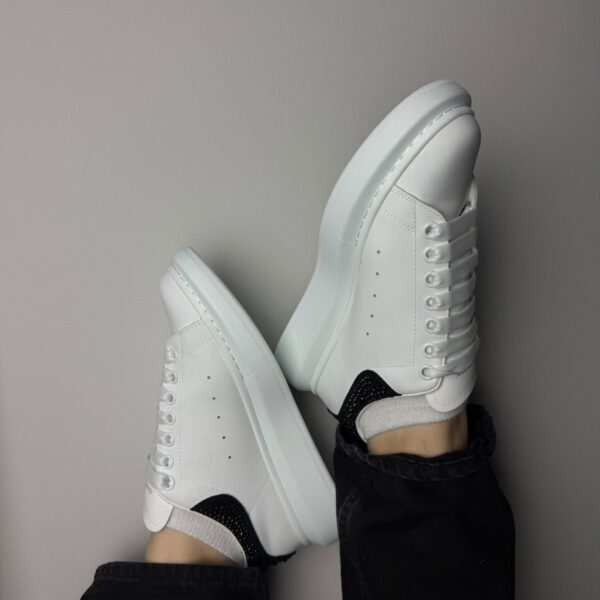 Alexander McQueen Shiny Black / White