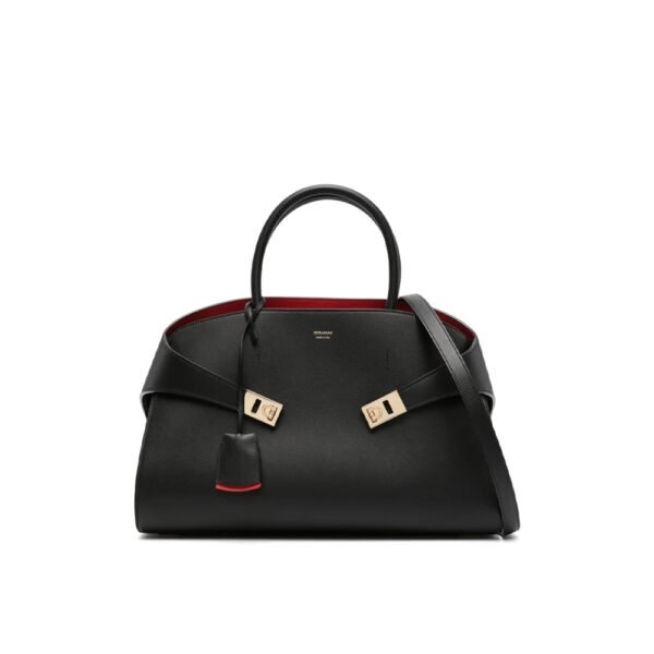 Salvatore Ferragamo Hug medium crna