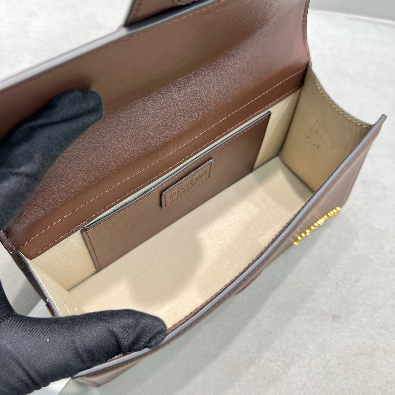 JACQUEMUS Le Bambino smeđa - Slika 8