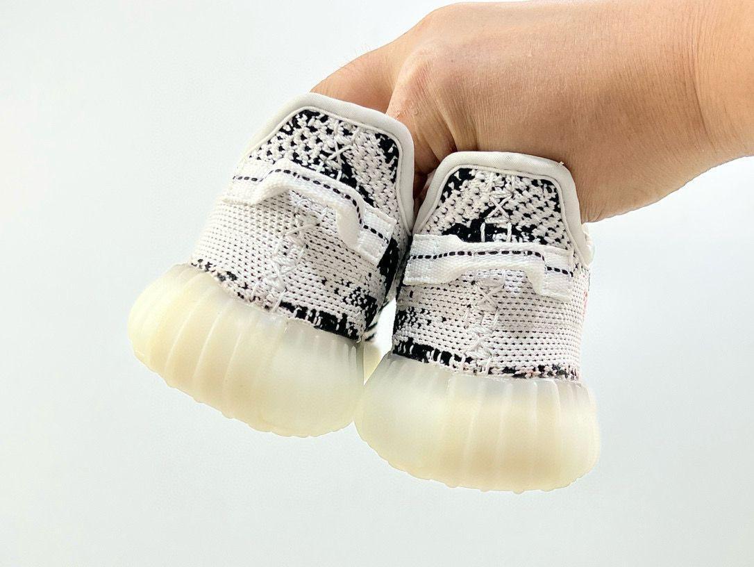 Adidas YEEZY BOOST 350 V2 KIDS Zebra - Slika 7