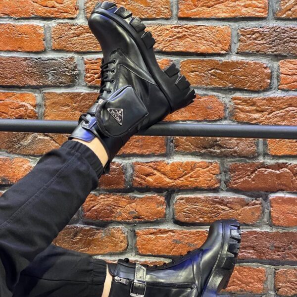 Prada Monolith čizme crne