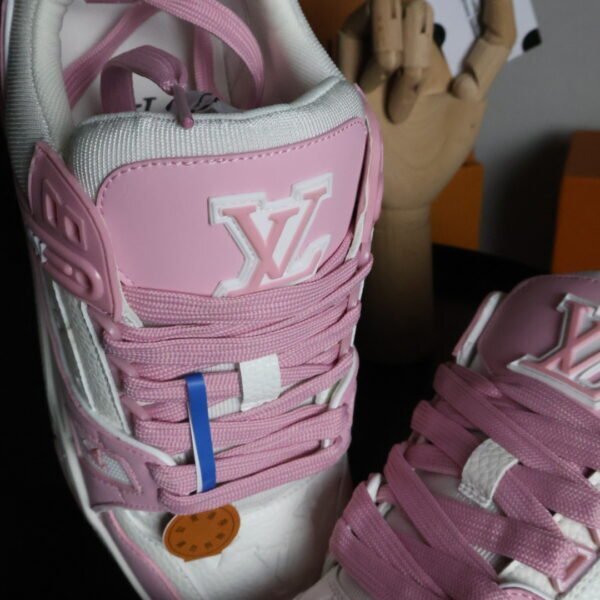 Louis Vuitton "Rose White"