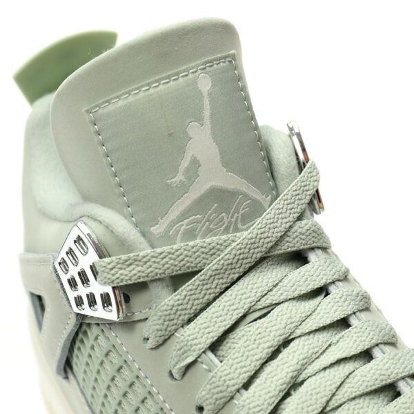 Air Jordan 4 Retro Green
