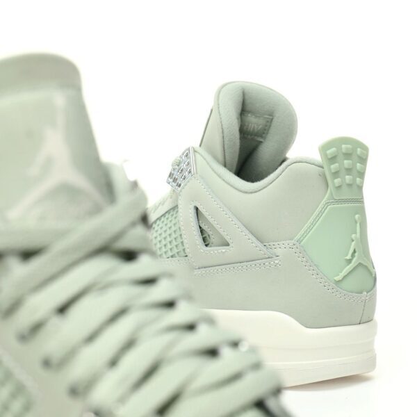 Air Jordan 4 Retro Green