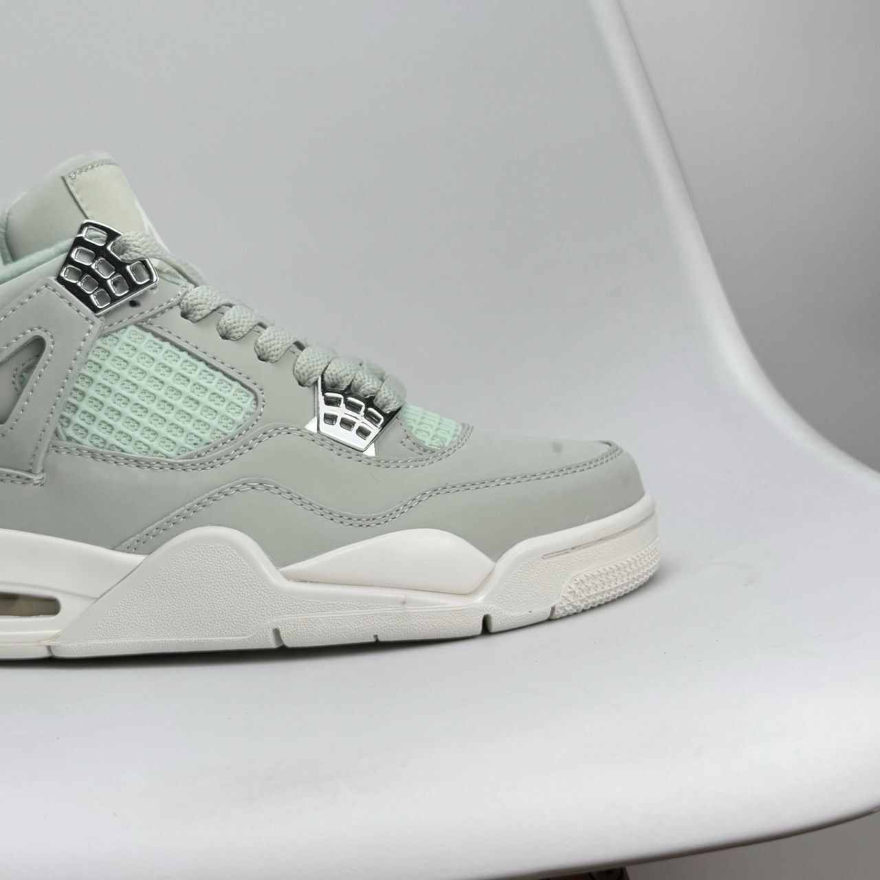Air Jordan 4 Retro Green - Slika 10