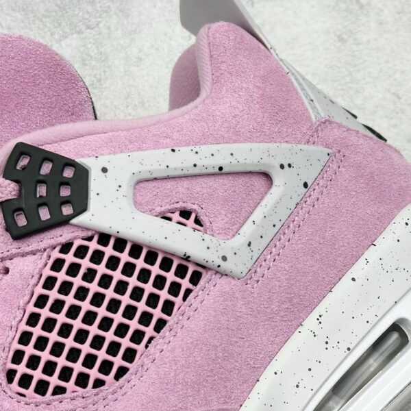 Air Jordan 4 Orchid