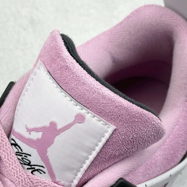 Air Jordan 4 Orchid