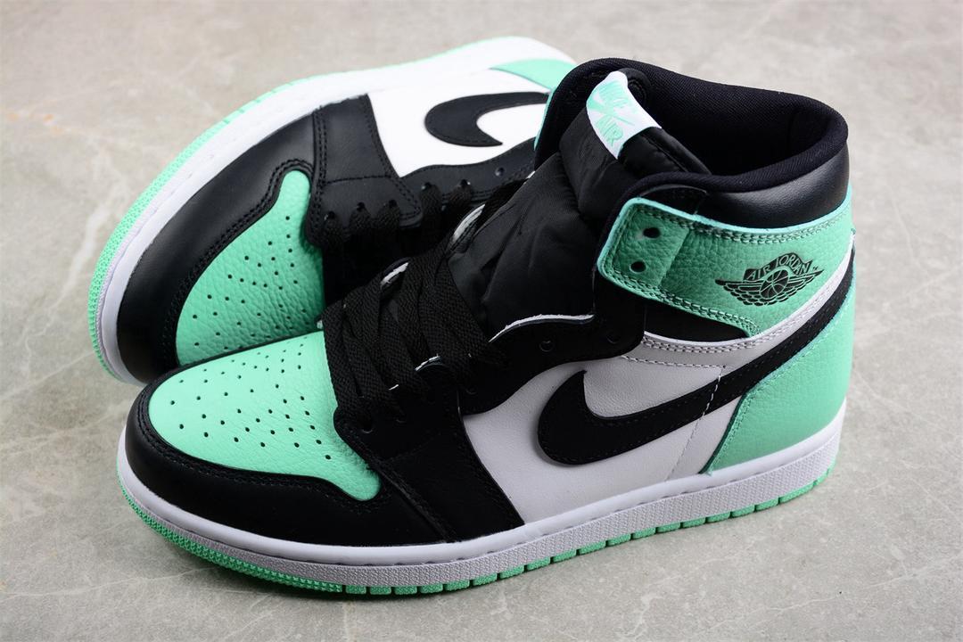 Air Jordan 1 Retro Green Glow - Slika 5