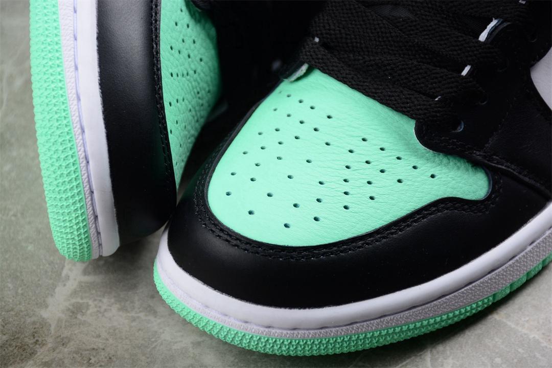 Air Jordan 1 Retro Green Glow - Slika 6