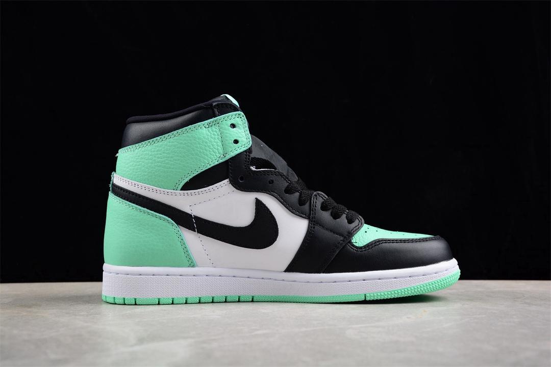 Air Jordan 1 Retro Green Glow - Slika 7