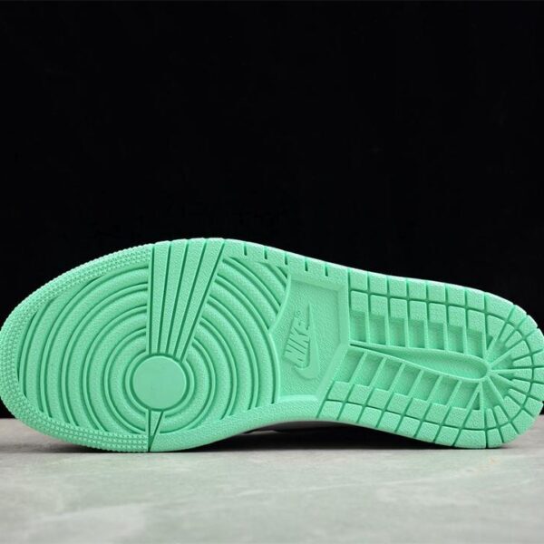 Air Jordan 1 Retro Green Glow