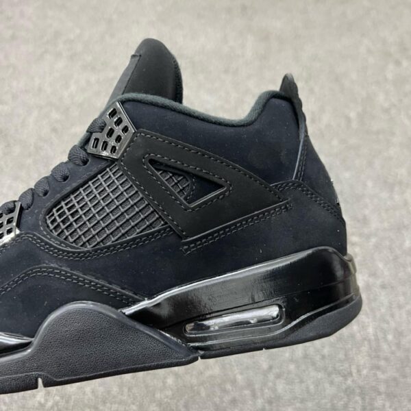 Air Jordan 4 Retro Black Cat