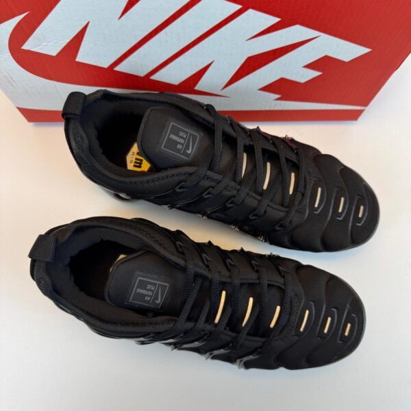 Nike AIR VAPORMAX PLUS TN crne