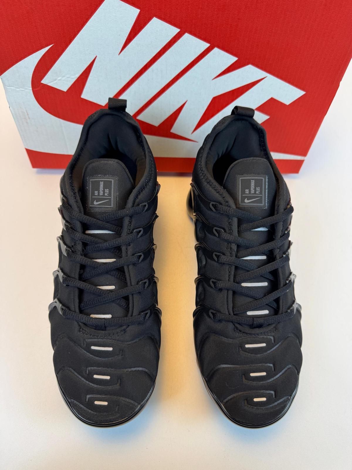 Nike AIR VAPORMAX PLUS TN crne - Slika 7