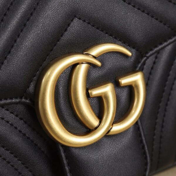 Gucci Marmont shoulder bag CRNA, SMALL