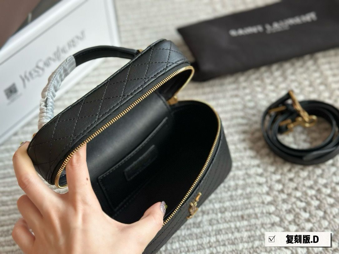 YSL Saint Laurent Gaby Vanity Black - Slika 10