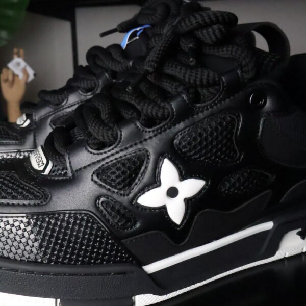 Louis Vuitton Skate "Black" Black/White