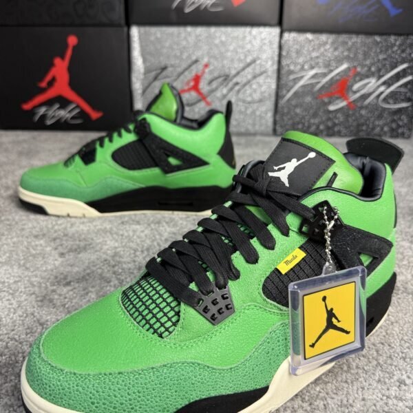 Air Jordan 4 Retro Manila